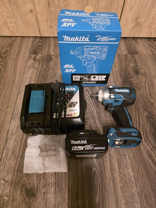 Impact Makita DTW300 18v / 2025 nou