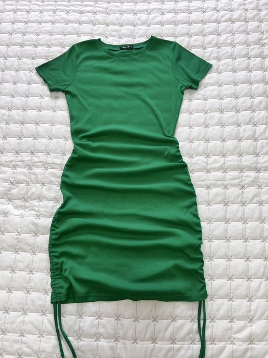 Платья женские продам