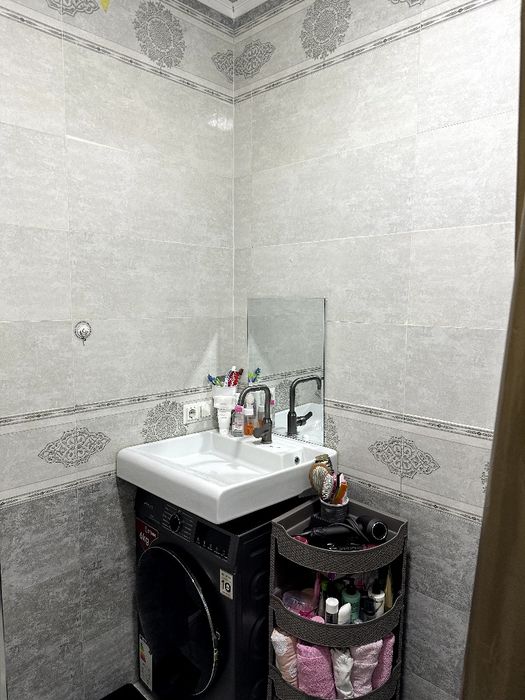 Srochni Gulobotda navastroyka 1xona 2xona qilingan 6etaj