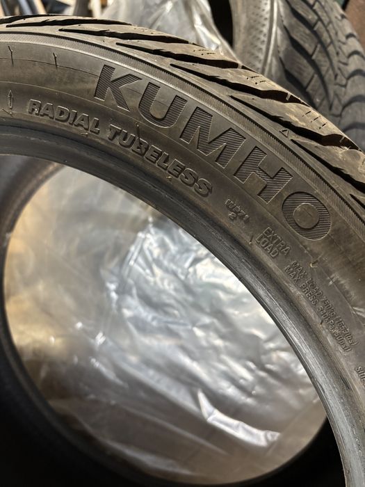 KUMHO wintercraft WP71 245/40/19