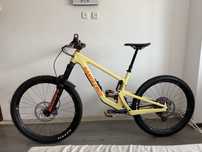 Santa Cruz Nomad CC 2024 Industry nine Hydra