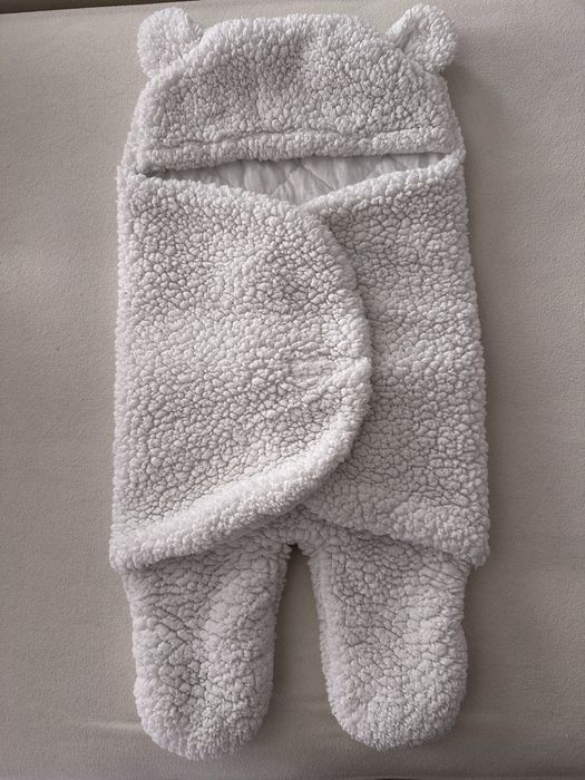 Порт/чувалче/одеало за бебе бяло