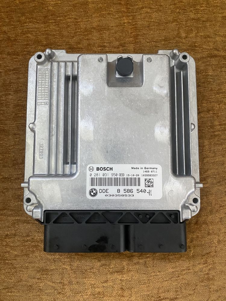 Ecu / Calculator motor BMW Seria 3 4 5 7 X3 X4 X5 X6 : 3.0 258 8586540