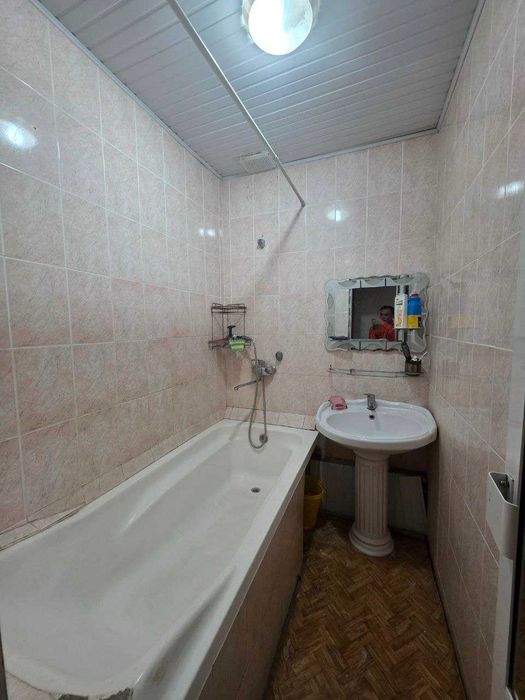 Продаётся 4х комн квартира на 2 этаже Ор-р 5 микрорайон