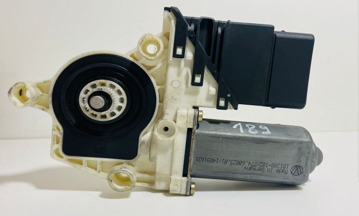 Motoras macara geam dreapta spate 105407301/1C0959812A Volkswagen VW