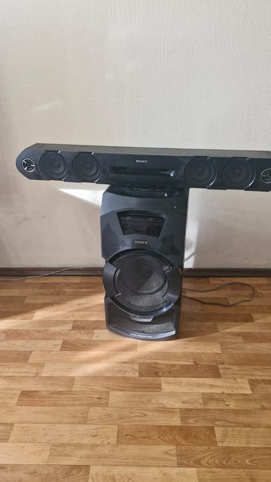 Музыкальный центр