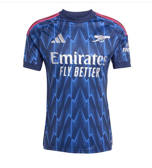 Клубни тениски на всички отбори- Англия