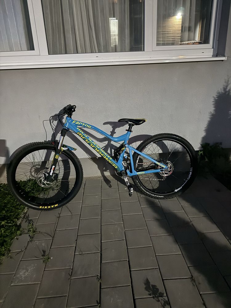 Bicicleta Moondraker