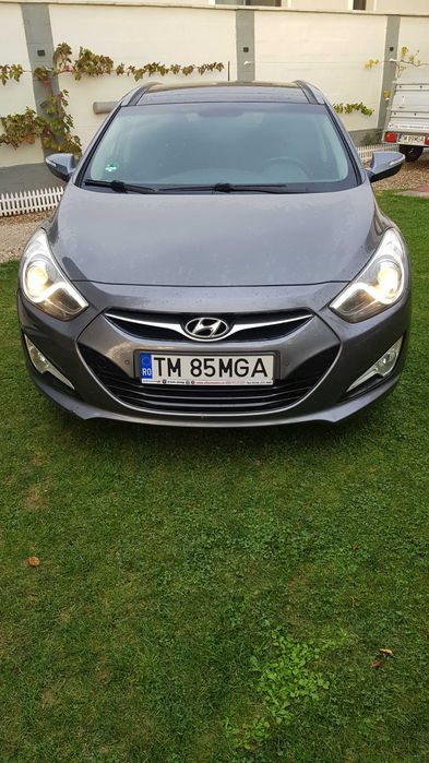 Vând Hyundai I40