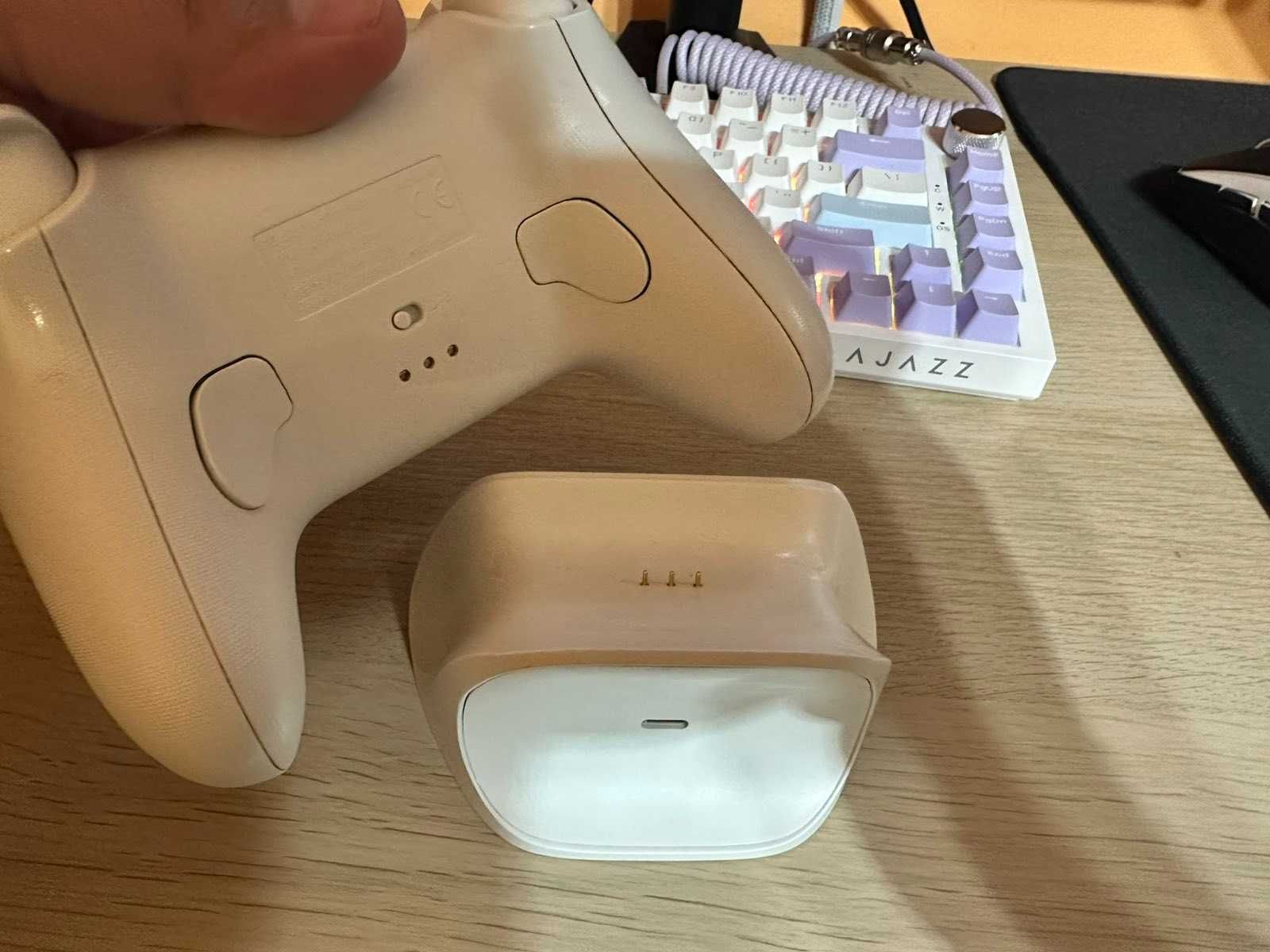 Безжичен контролер 8BitDo - Ultimate, с докинг станция