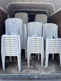 Пластмасови столове на едро и дребно
