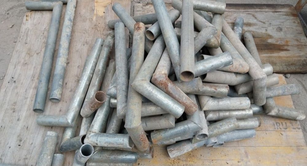 Surub ancoraj schela