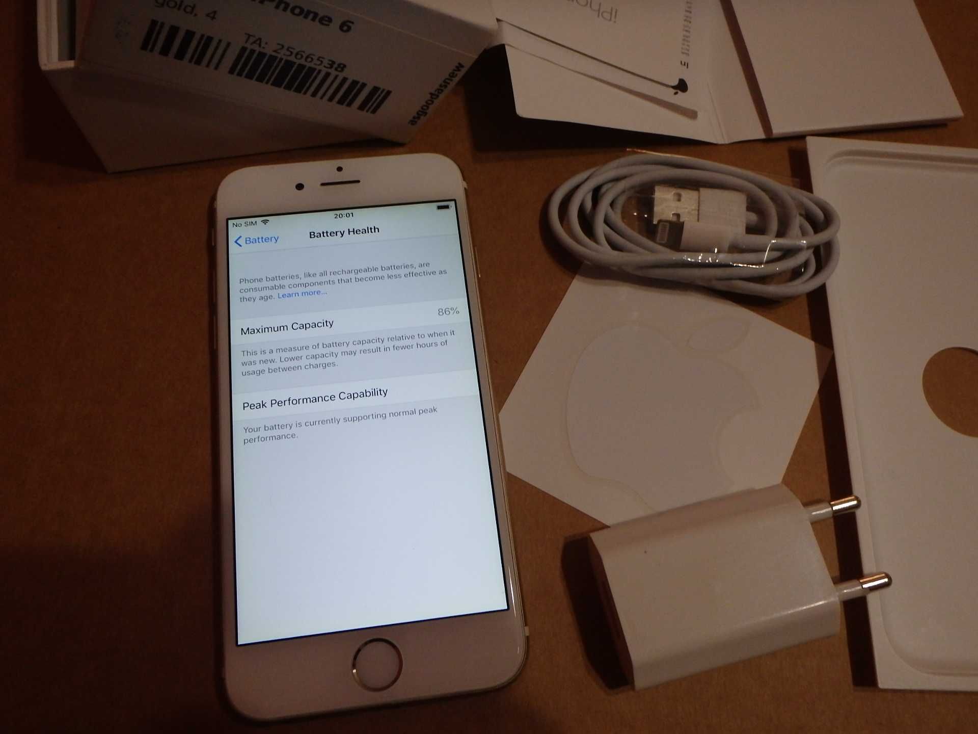 Apple iPhone6(A1586),iOS 12.5.7,бял/злато и черен/сребро