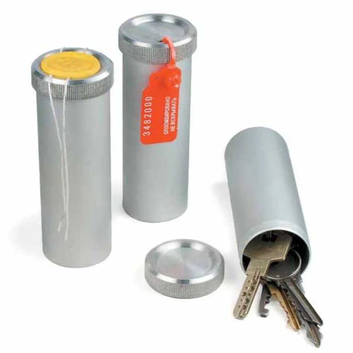 Бокс для ключей дли-4 см, шир-4 см, выс-9-12 см (под заказ 15-18-21см)