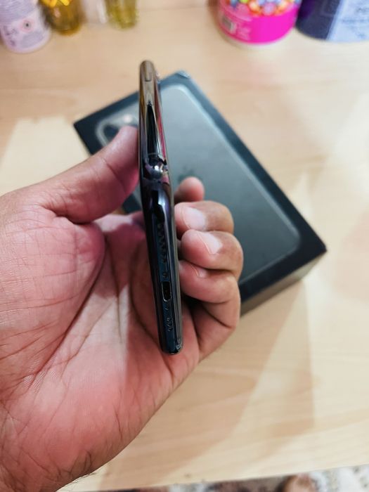 Продаю Iphone 11 pro 256 gb в идеальном состоянии