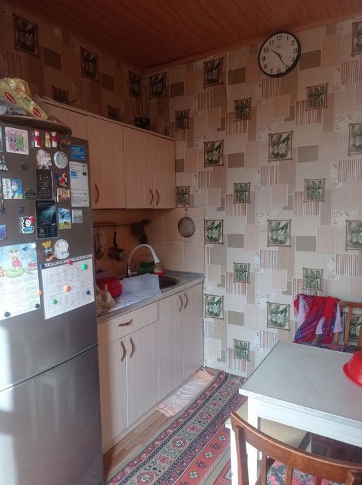 Юнусабад 12 квартал. Продается квартира 3/2/4