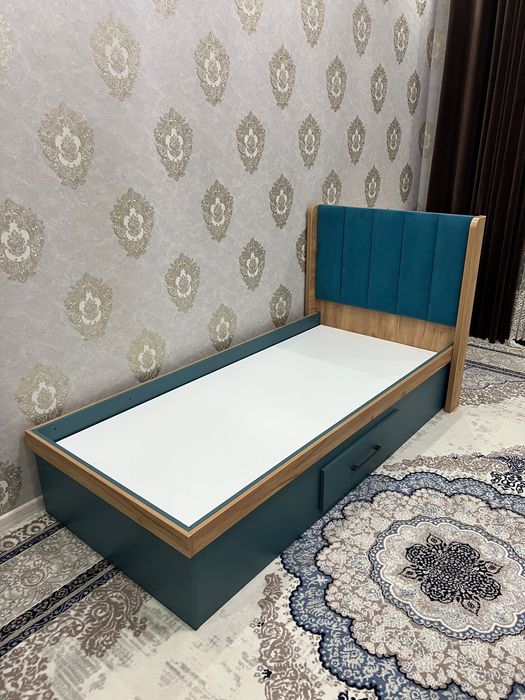 Крават, кроват, односпални