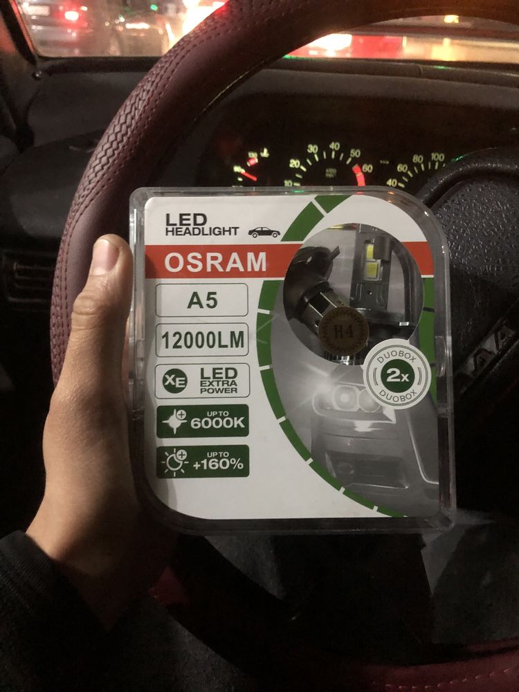 Продаю лампочку осрам н4