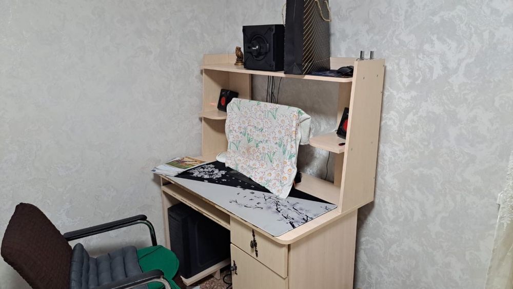 Компьютерный стол