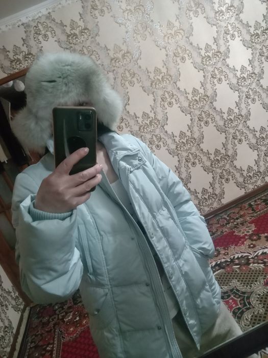 Продам зимний пуховик