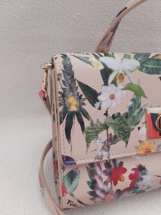 Последно намаление Чанта Furla / Фурла