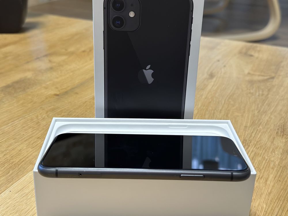 Iphone 11_64 GB_пълен комплект