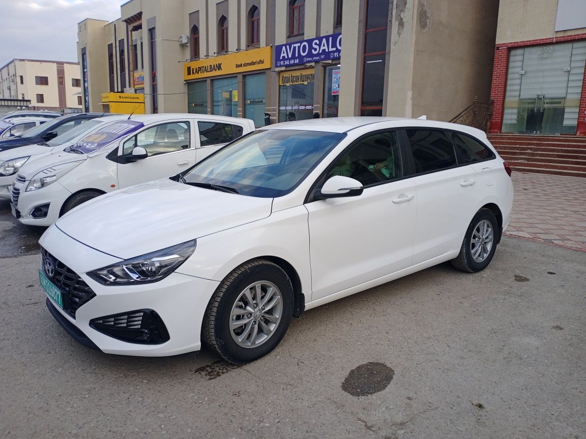 Hyundai i30 2022