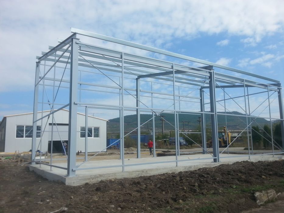 Hala metalica cu panouri sandwich hala demontabila hale pe suruburi