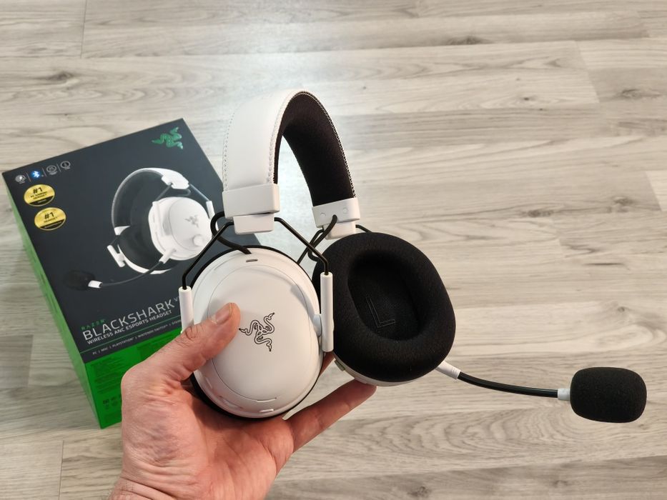 Căști gaming wireless Razer BlackShark V3 Pro NOI