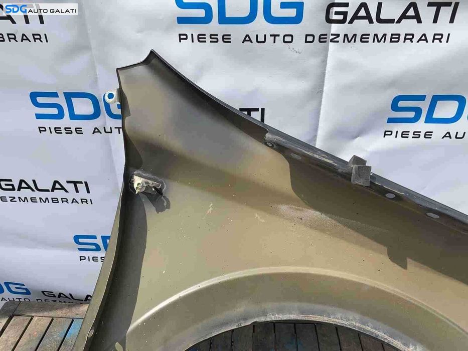 Aripa Stanga Fata Opel Astra H 2004 - 2010 cu Mici Defecte / Imperfectiuni