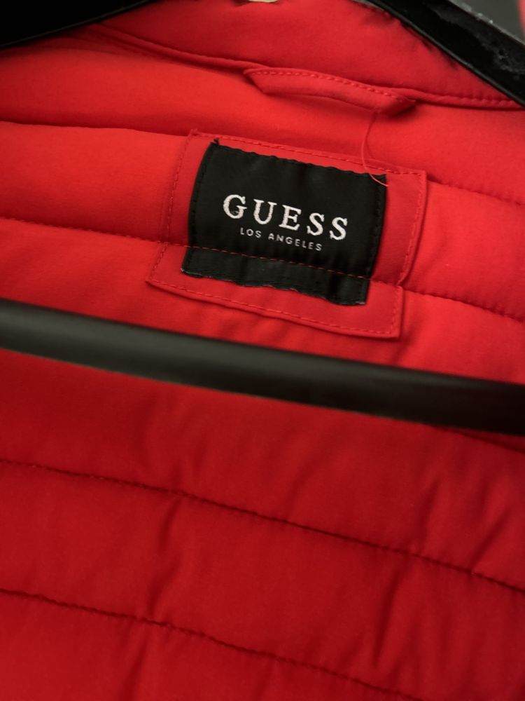 Дамско яке GUESS