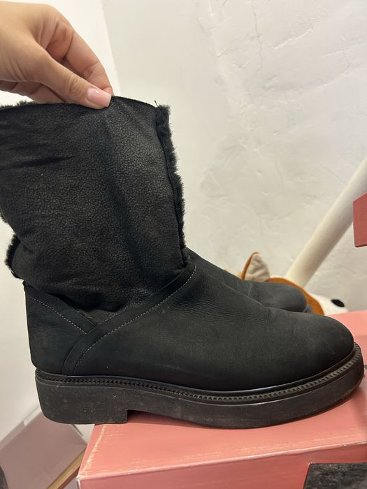 Продам зимнюю обувь