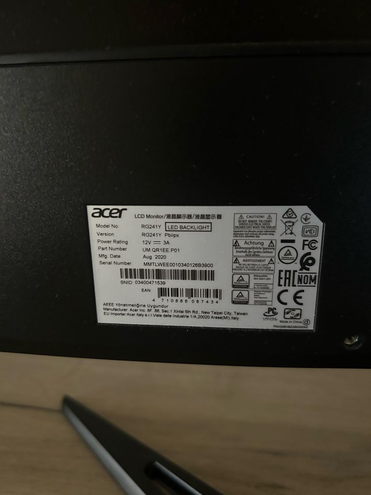 Монитор Acer Nitro RG241Y P + DisplayPort кабел