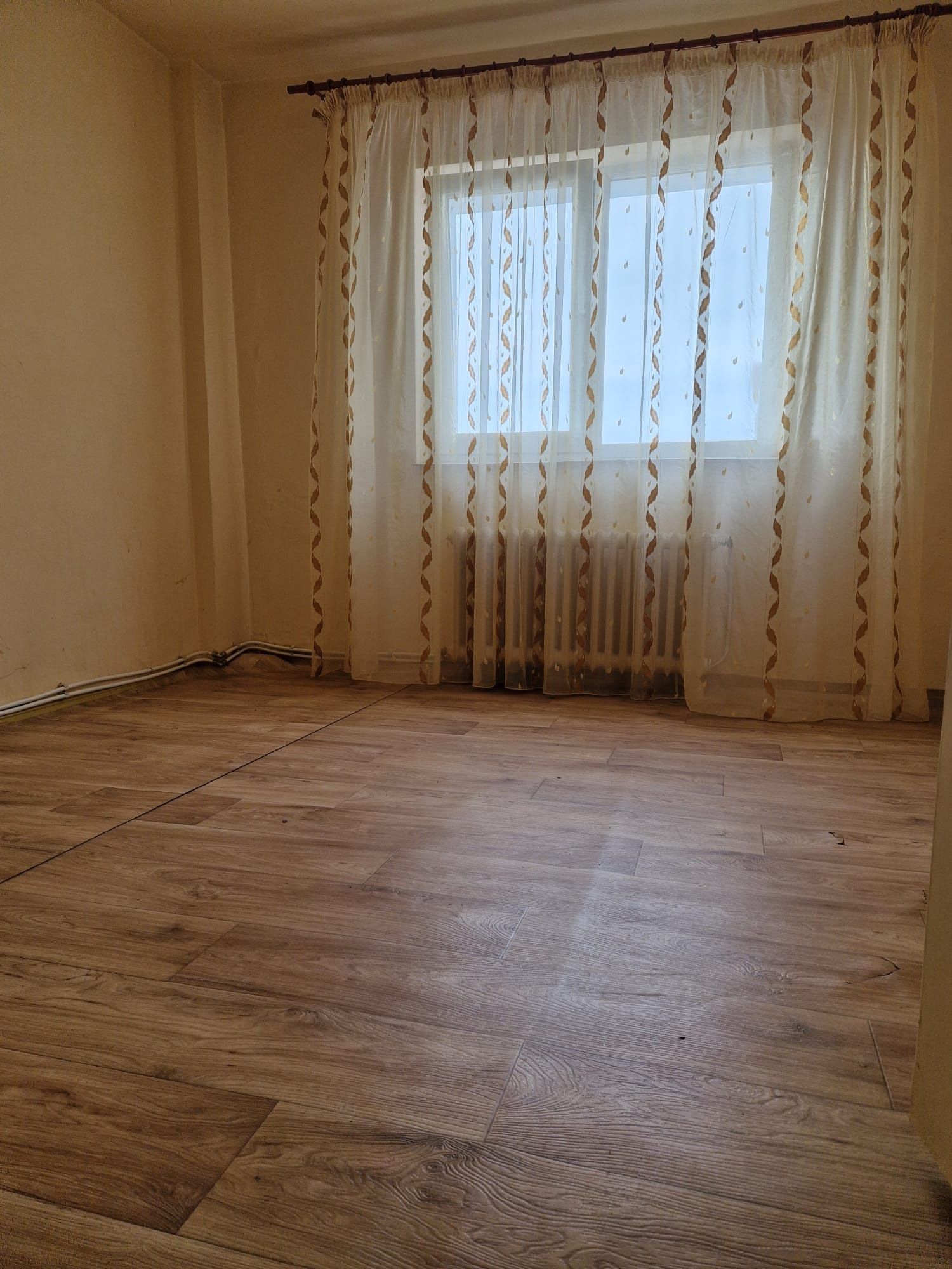 Apartament 3 camere decomandate, direct proprietar