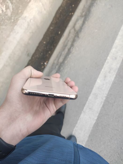 Iphone XS MaX sotiladi