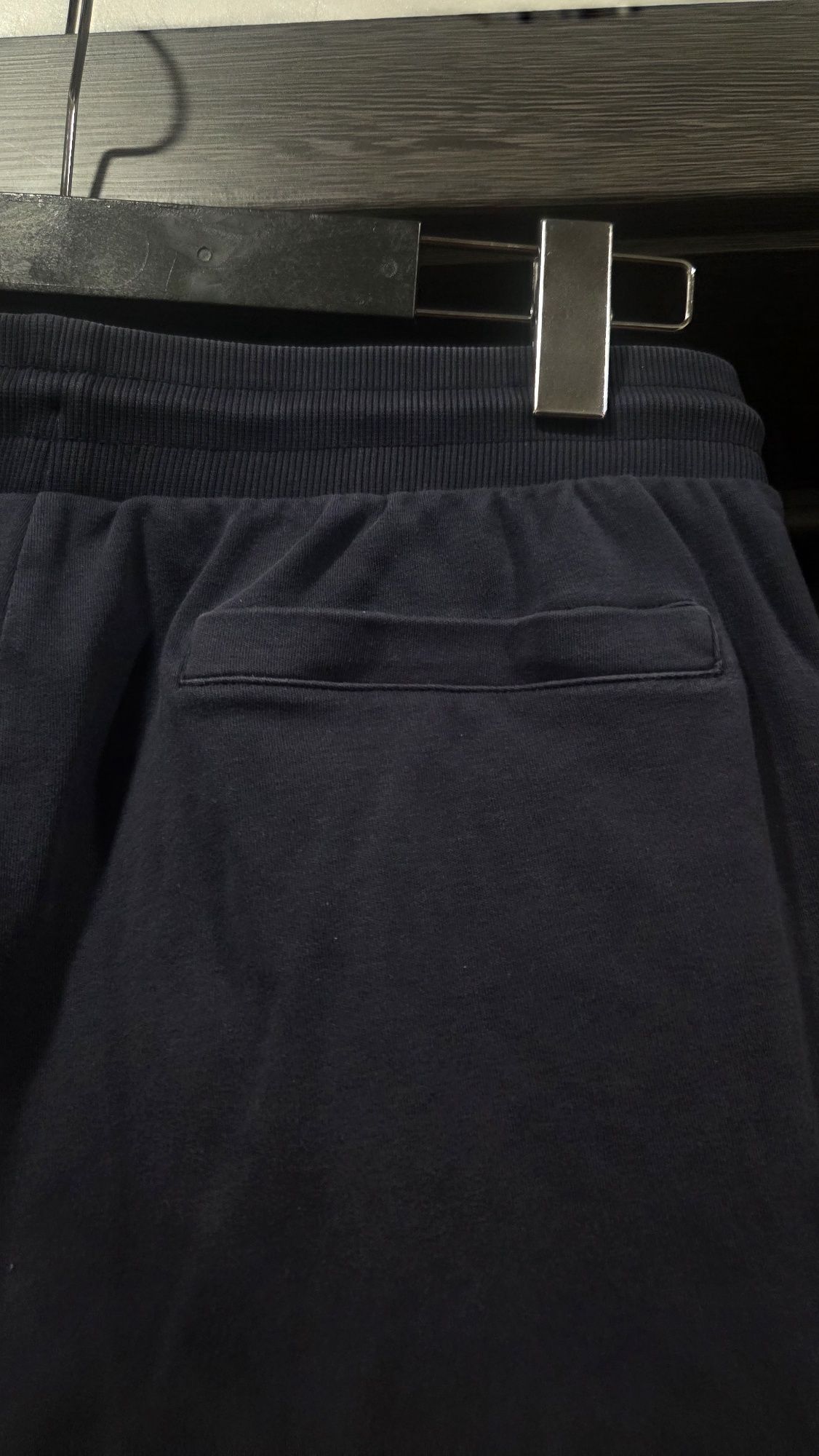 резервирани Hugo Boss Мъжки къси панталони