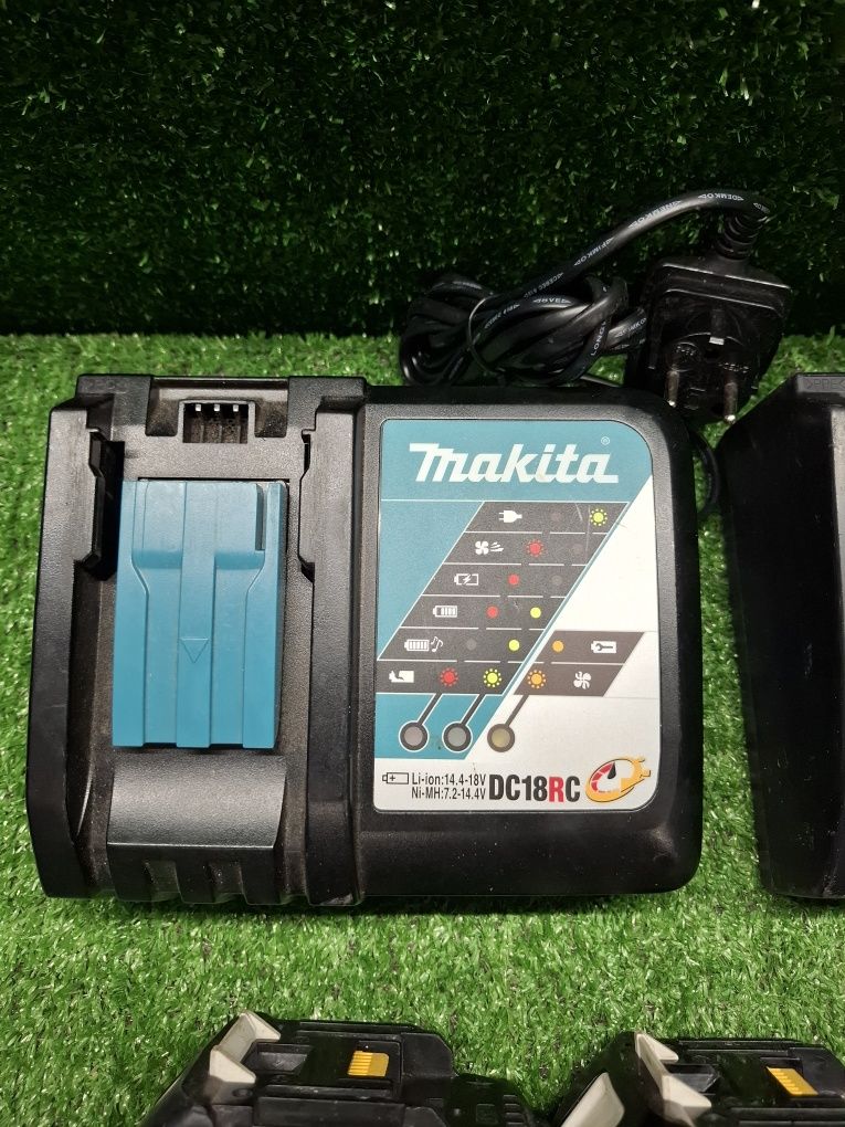 Бързи зарядни и батерии на Makita 5 и 3 ампера