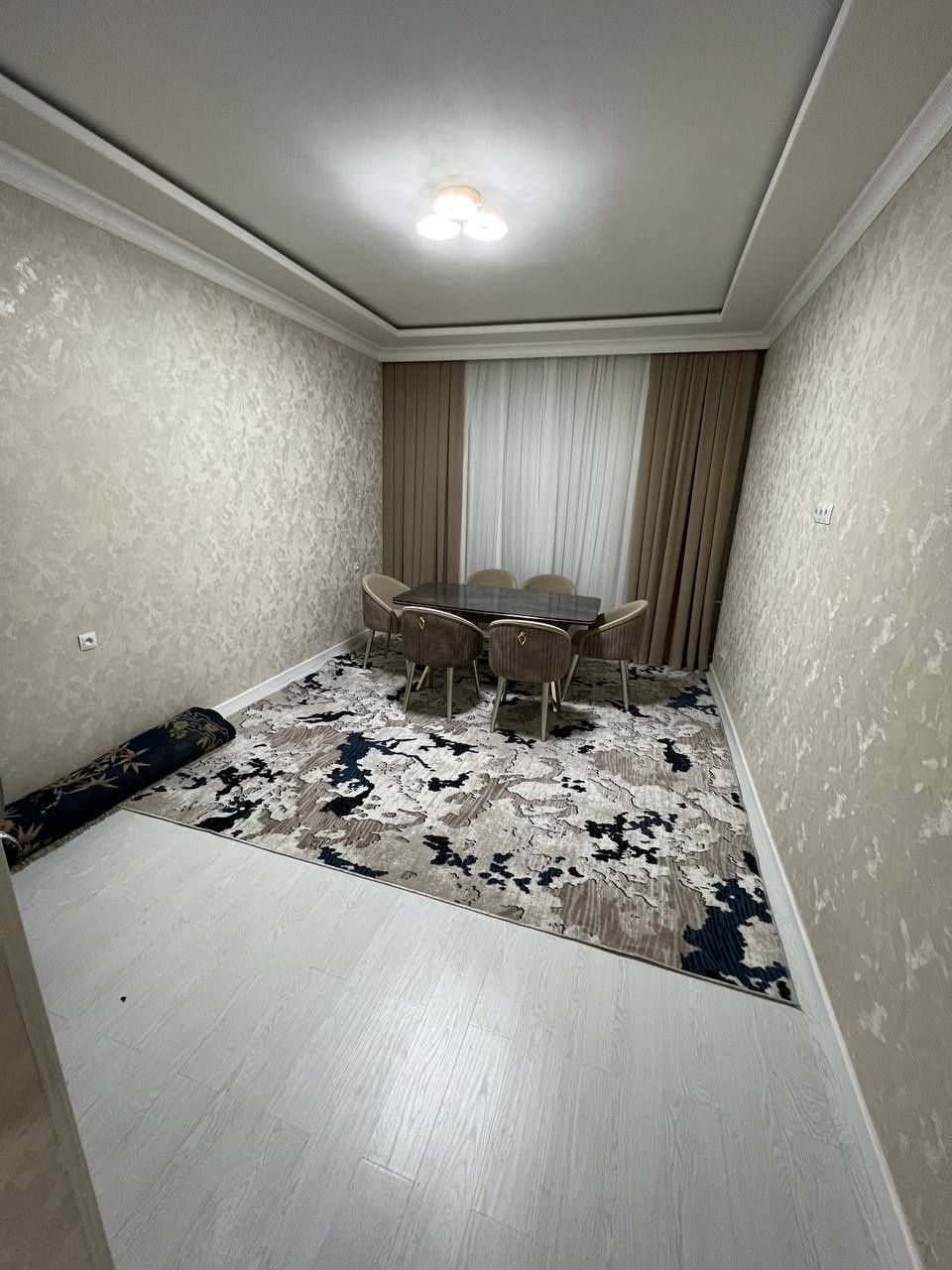 #ВЫСОКОПОТОЛОЧКА,Балкон 2×7, 83м²,Чиланзар 1 Квартал, 3\2\4, Продаётся