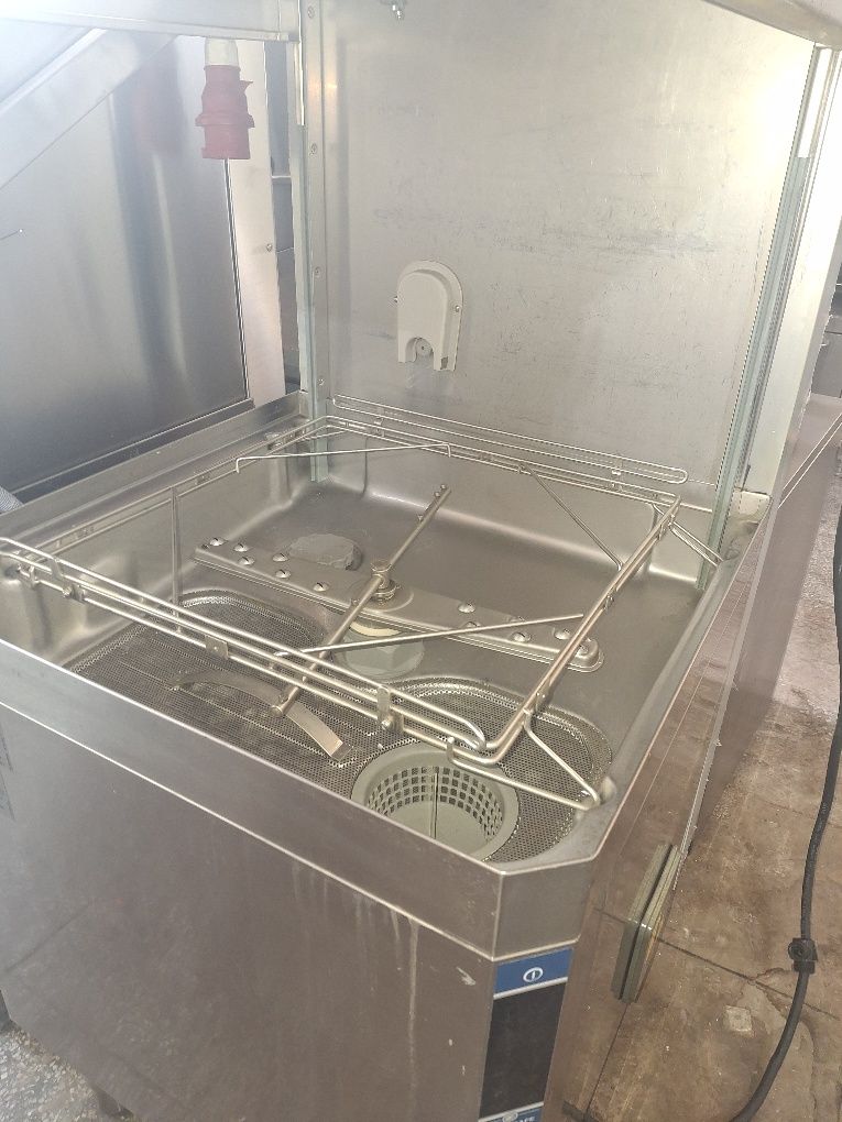 Съдомиялна машина професионална ELECTROLUX