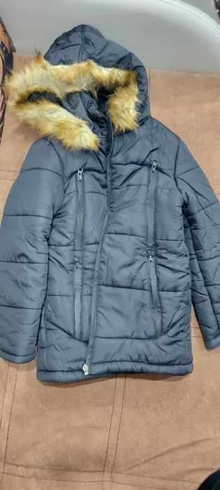 Зимняя куртка на мальчика 5-7 лет