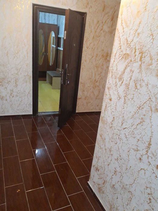 Дава се под наем Едностаен апартамент в София, Надежда 4 - 30 кв.м за 325 € - Снимка #2