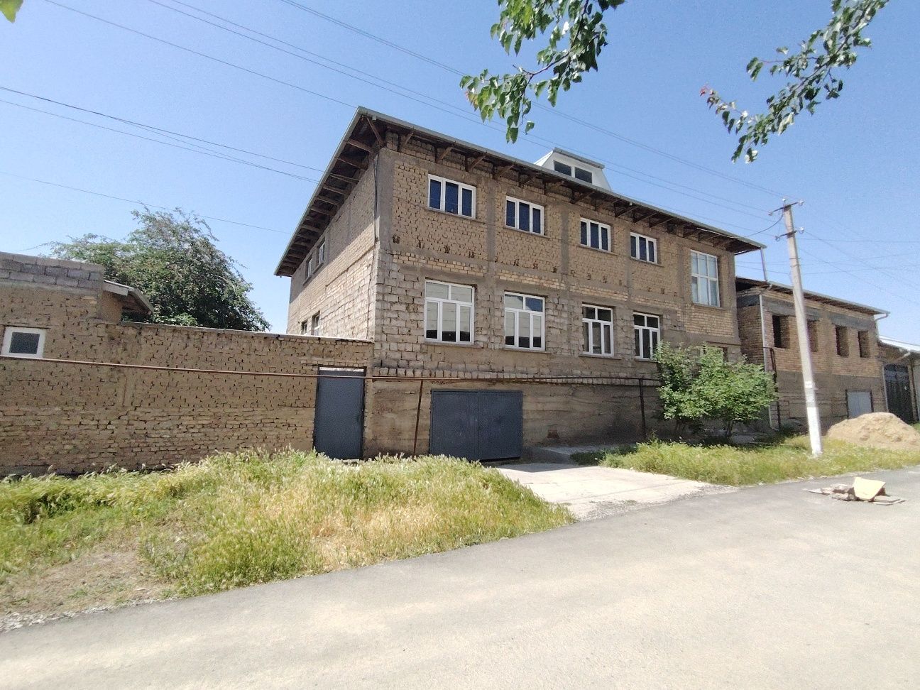 18-кварталда бино ижарага берилади