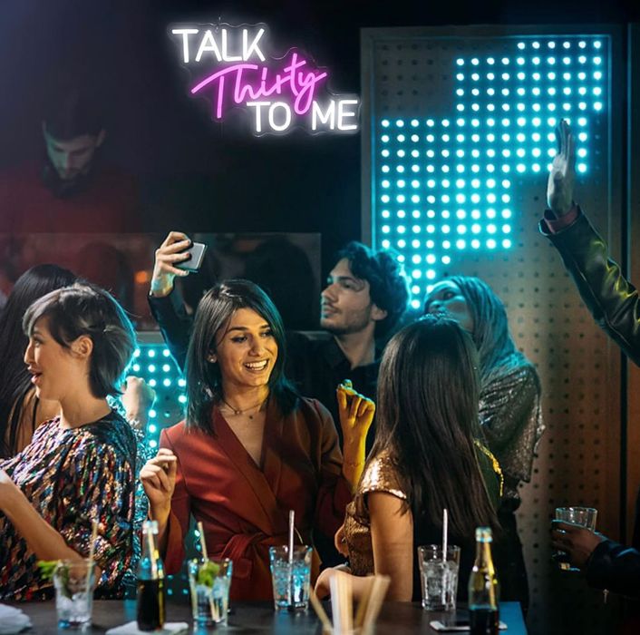 Неонов знак Talk Thirty to me