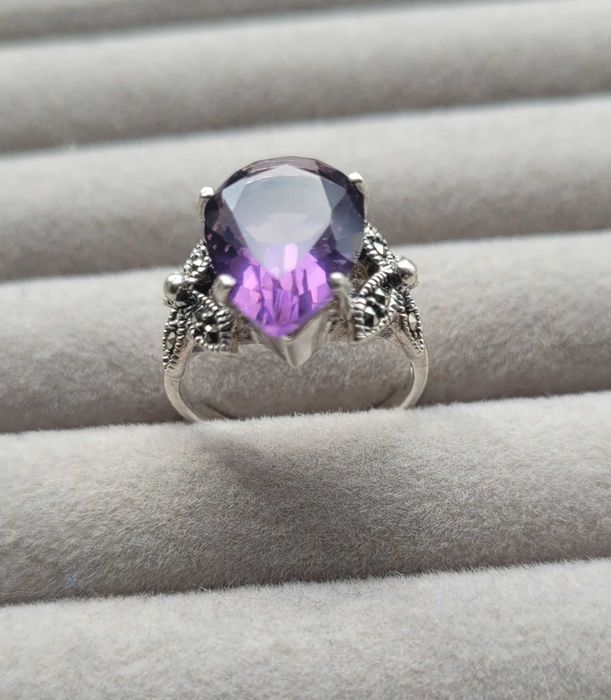 Inel din argint cu ametist si marcasite