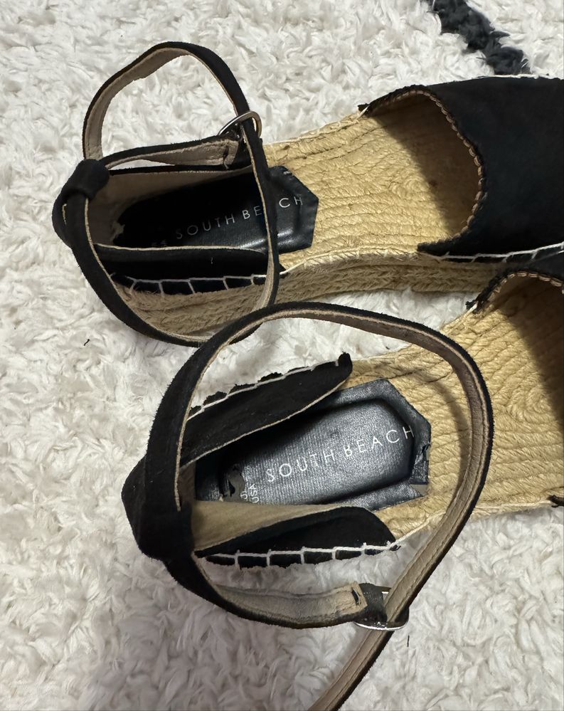 Sandale tip espadrile cu talpa impletita, marimea 39.