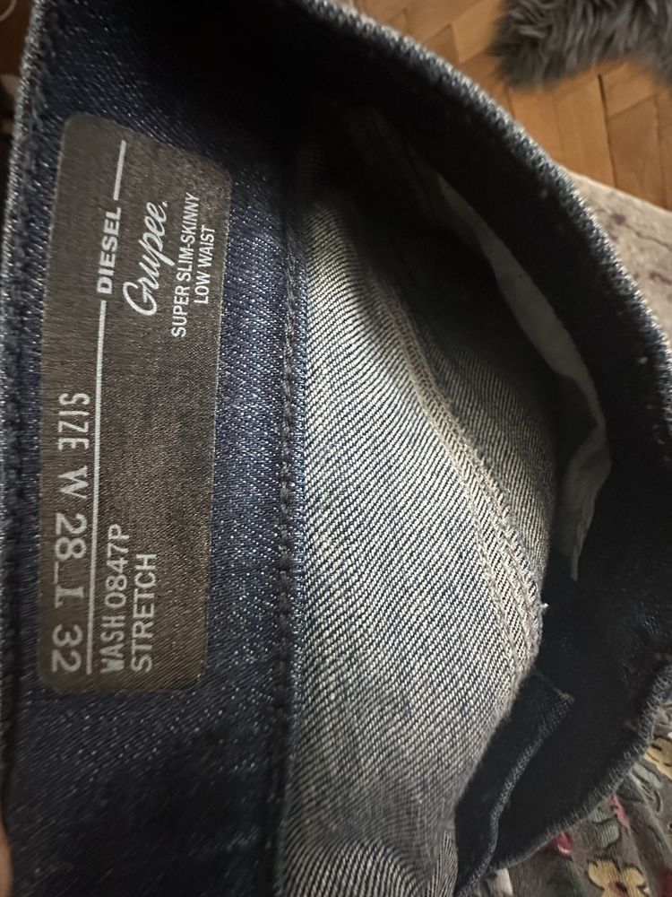 Jeans DIESEL 38 dama ca noi