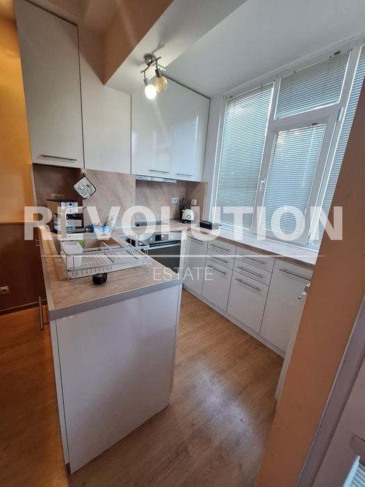 Дава се под наем Двустаен апартамент в Пловдив, Тракия - 65 кв.м за 350 € - Снимка #4