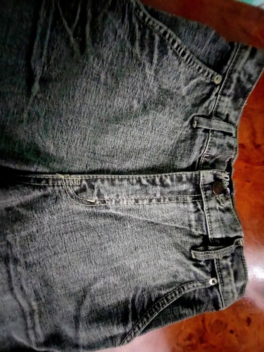 BLUGI originali Dolce &Gabbana.Pentru băieți de 11-12 ani!Noi!