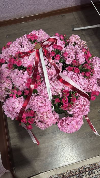 Цветы Шымкент огромная корзина