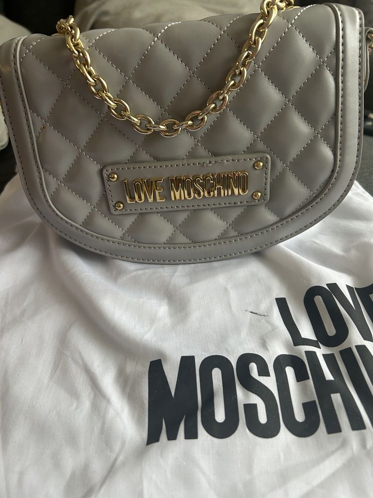 Дамска чанта Love Moschino